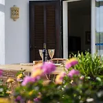 Estima Golf House By Ici